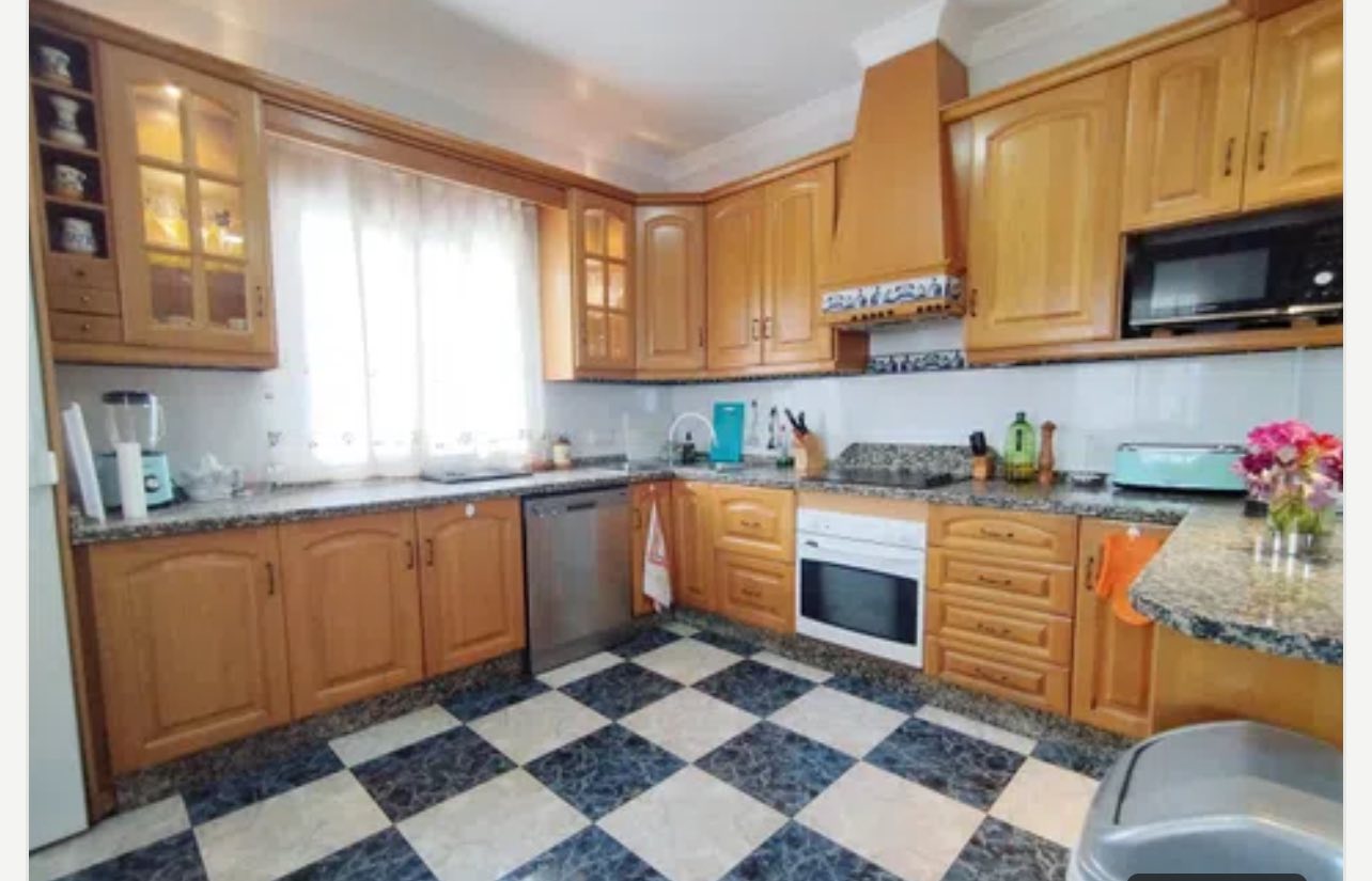 504066021_708599355245074_4295148914558664080_n