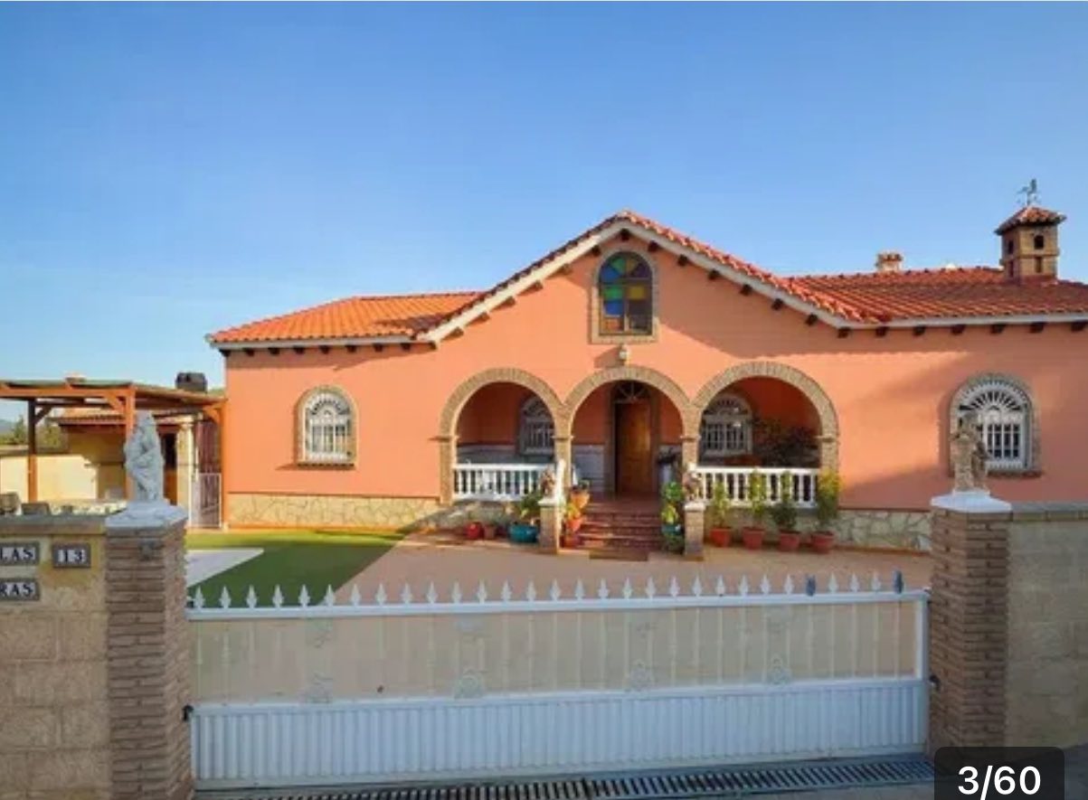 504098249_708600165244993_2416467896810658949_n