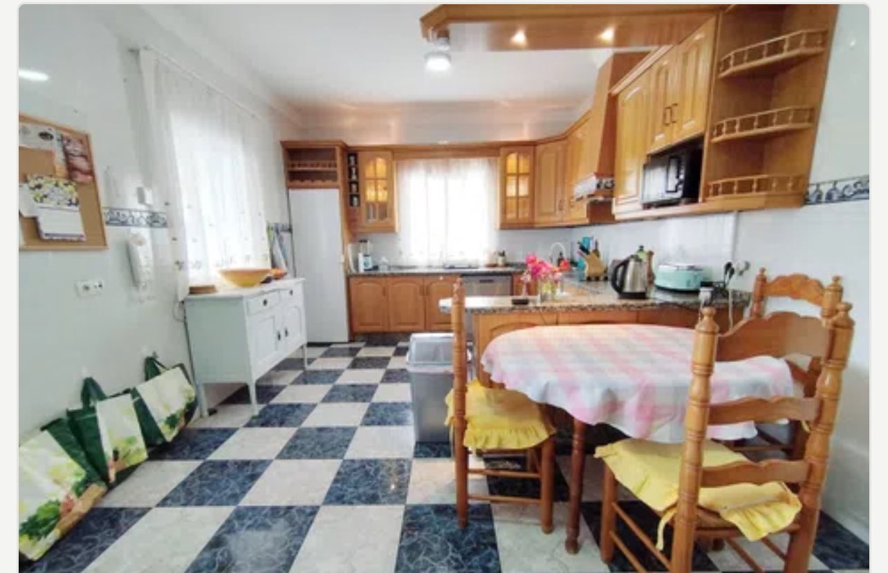 505805618_708601068578236_4271056992490882279_n