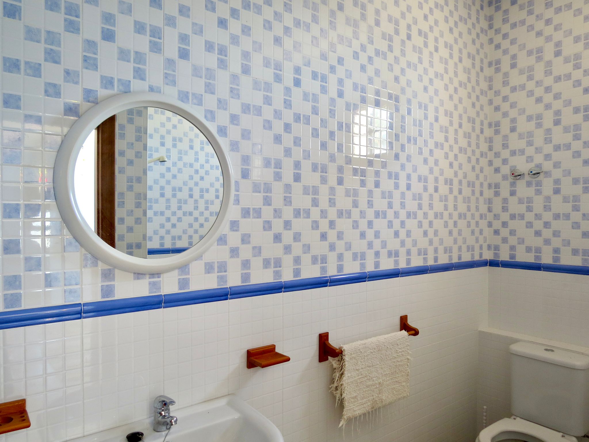 WhatsApp Image 2025-11-09 at 16.47.02 (3)