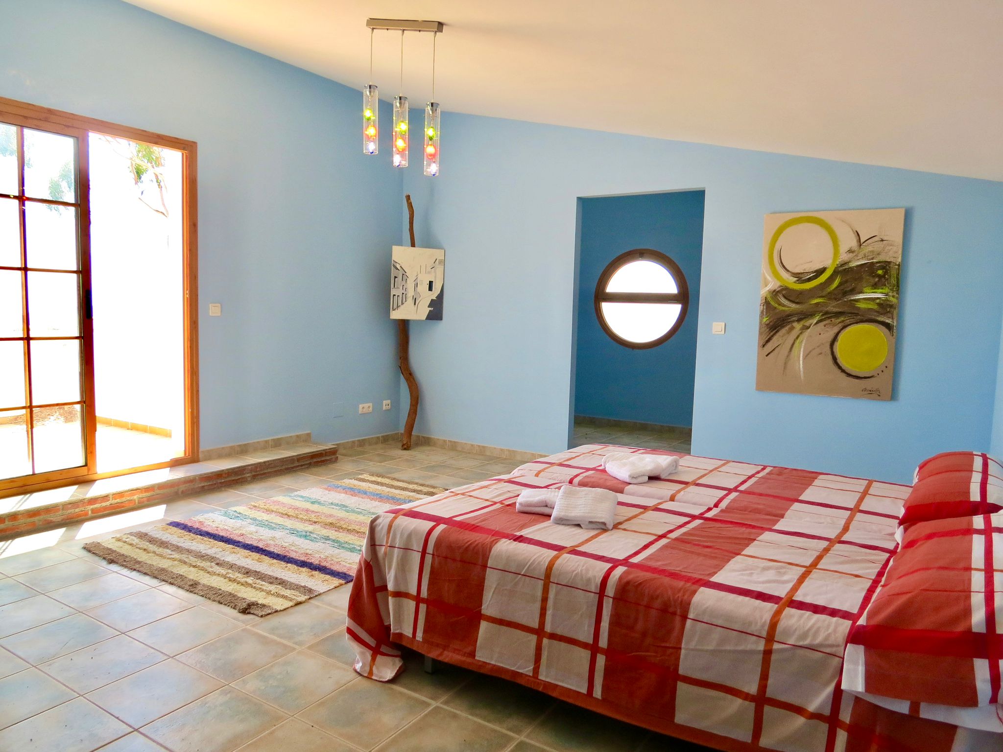 WhatsApp Image 2025-11-09 at 16.47.07 (2)